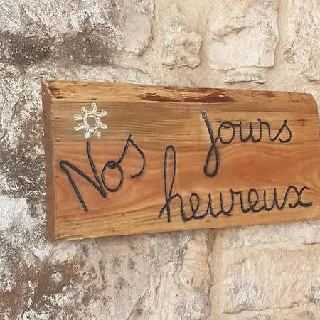 Nos Jours Heureux *